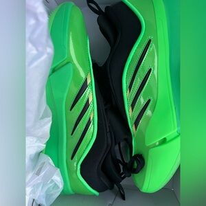 Mens adidas dame 9 (JR2508) size 6